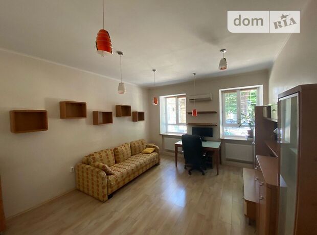 Rent an apartment in Odesa in Prymorskyi district per 13966 uah. 