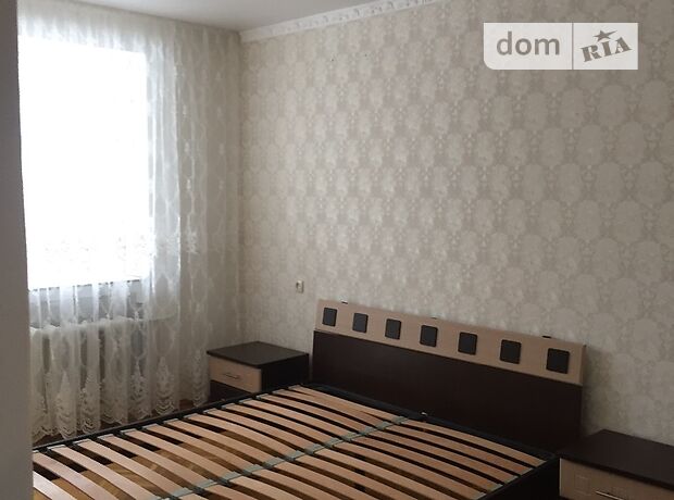 Rent an apartment in Lutsk on the St. Koniakina per 8000 uah. 