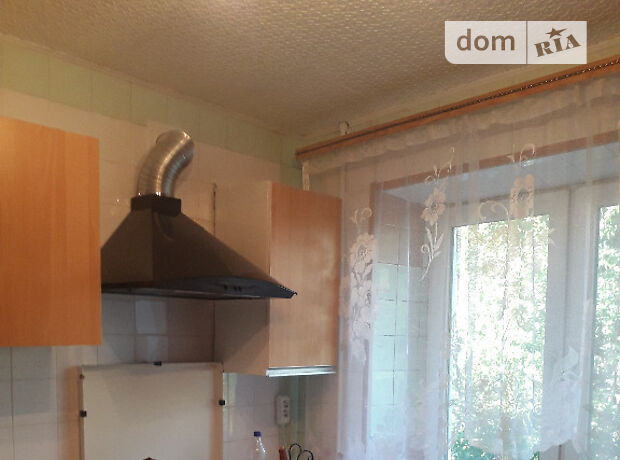 Rent an apartment in Odesa on the St. Akademika Zabolotnoho per 4500 uah. 