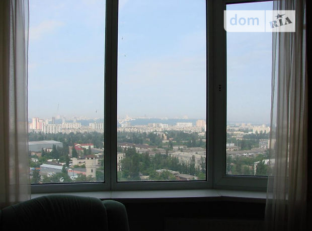 Rent an apartment in Kyiv on the Kharkivske highway per 10000 uah. 
