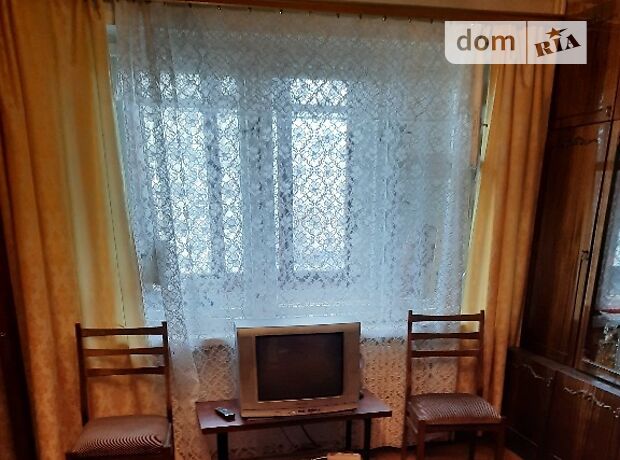 Rent an apartment in Zaporizhzhia on the St. Dubova 1 per 3000 uah. 