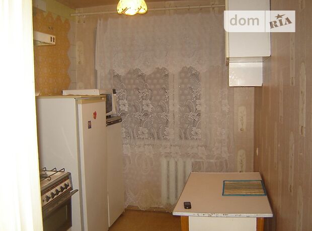 Rent an apartment in Dnipro on the St. Huli Korolovoi 15 per 4500 uah. 