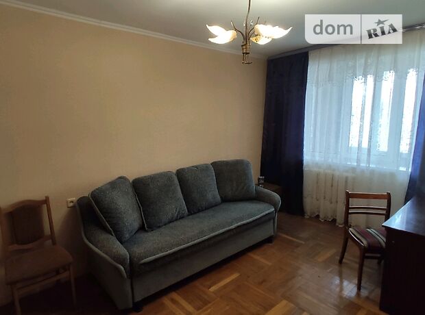 Rent daily an apartment in Odesa on the lane Botanichnyi per 600 uah. 