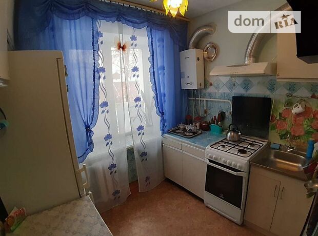 Rent an apartment in Chernihiv on the St. Heroiv Chornobylia 4а per 3500 uah. 