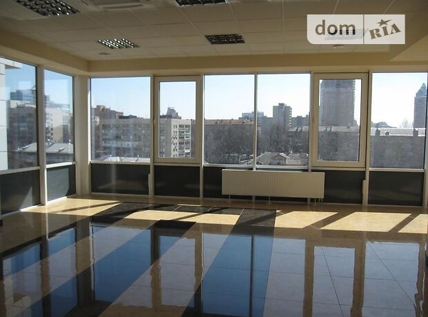 Rent an office in Kyiv on the Klovskyi uzvoz per 315126 uah. 