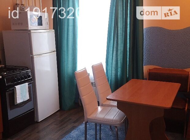 Rent daily an apartment in Kremenchuk on the St. Shevchenka per 610 uah. 
