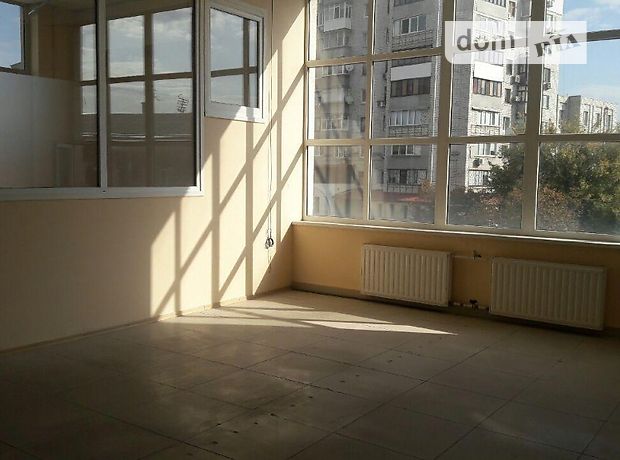 Rent an office in Kharkiv on the Avenue Haharina per 19200 uah. 
