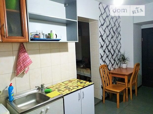 Rent a room in Odesa on the St. Mechnykova 76 per 2000 uah. 