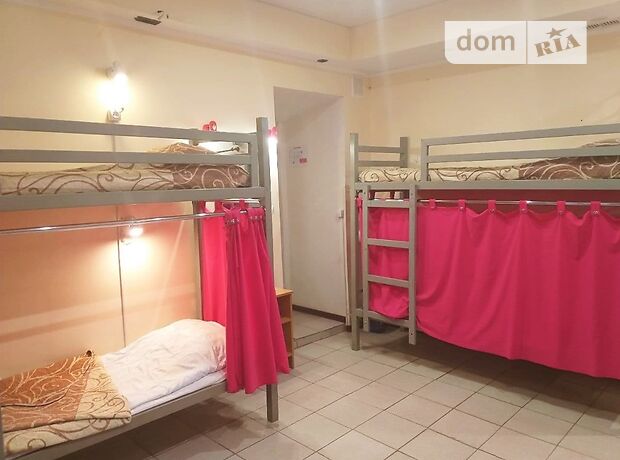 Rent a room in Odesa on the St. Mechnykova 76 per 2000 uah. 