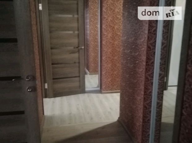Rent an apartment in Mykolaiv in Inhulskyi district per 10000 uah. 