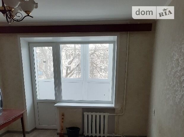 Rent an apartment in Uman on the St. Proletarska 8 per 3500 uah. 