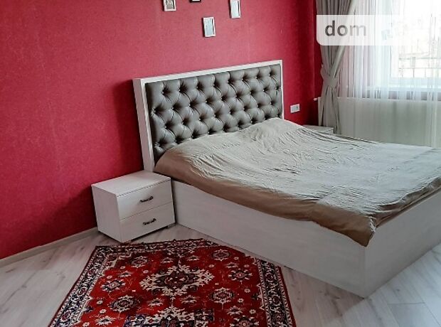 Rent an apartment in Lutsk on the St. Ivana Vyhovskoho per 8000 uah. 