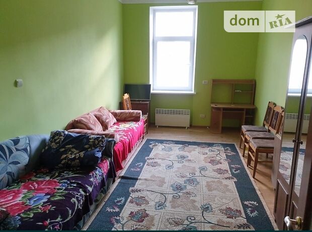 Rent an apartment in Chernivtsi on the St. Universytetska per 5479 uah. 