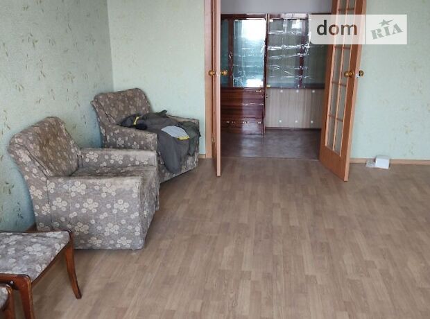 Rent an apartment in Kamianske on the Avenue Druzhby Narodiv per 3500 uah. 