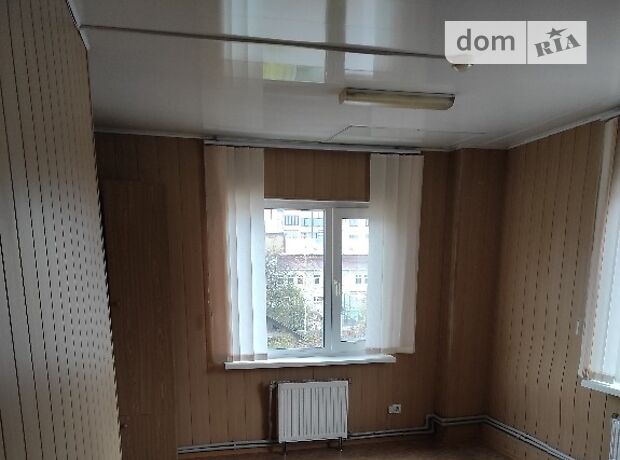 Rent an office in Khmelnytskyi per 3500 uah. 