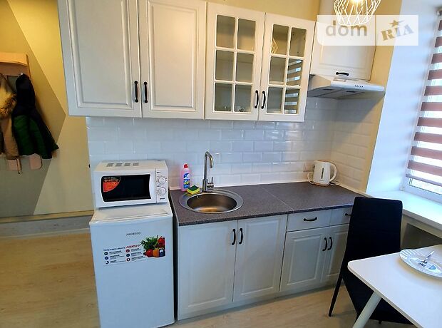 Rent daily an apartment in Dnipro on the St. Kurchatova 1 per 649 uah. 