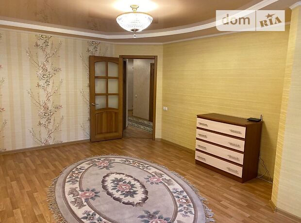 Rent an apartment in Poltava on the St. Bidnoho Oleksandra per 12000 uah. 