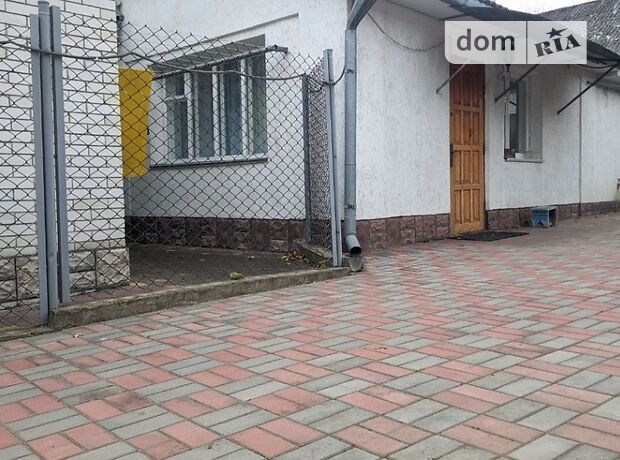 Rent a house in Khmelnytskyi on the St. Skovorody per 5500 uah. 