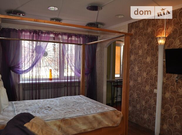 Зняти подобово квартиру в Кременчуці на просп. Свободи 30 за 695 грн. 