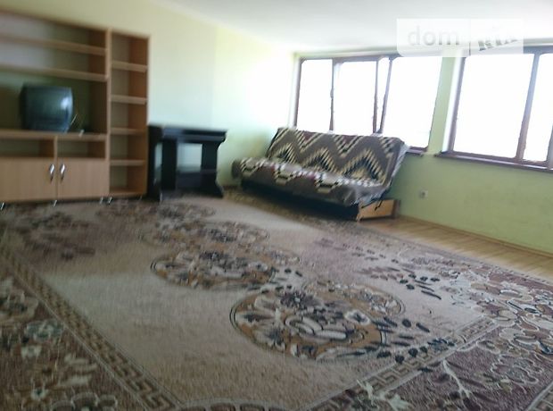 Rent an apartment in Ivano-Frankivsk on the St. Halytska per 7000 uah. 