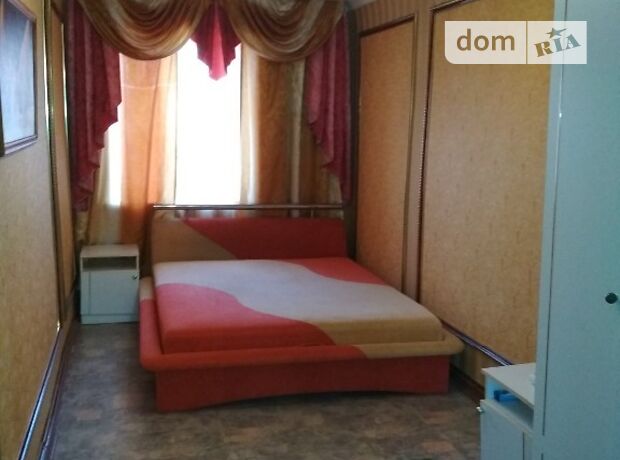 Rent an apartment in Kherson on the St. Moskovska per 7700 uah. 