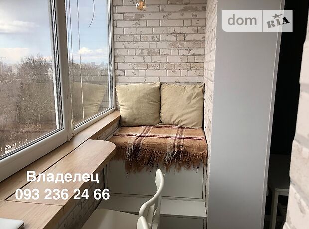 Снять квартиру в Киеве на ул. Родимцева генерала за 12000 грн. 