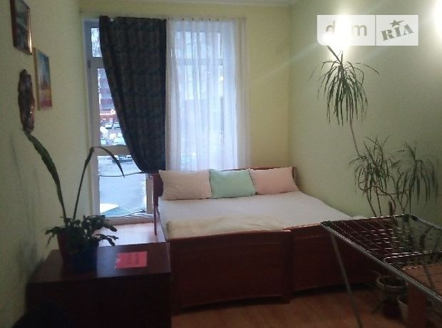 Снять посуточно комнату в Киеве на бульв. Кольцова за 350 грн. 