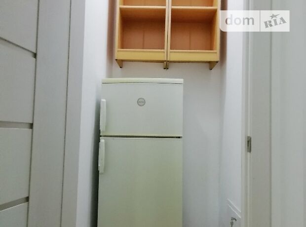 Rent an apartment in Uzhhorod on the St. Universytetska per 6000 uah. 