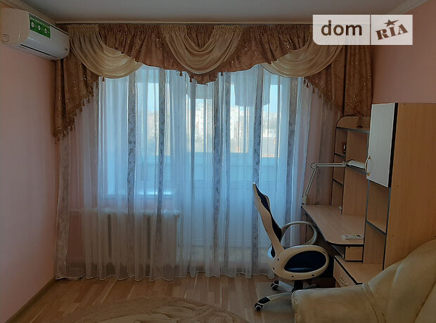 Rent an apartment in Zhytomyr on the lane 1-i Zhytnii per 6000 uah. 