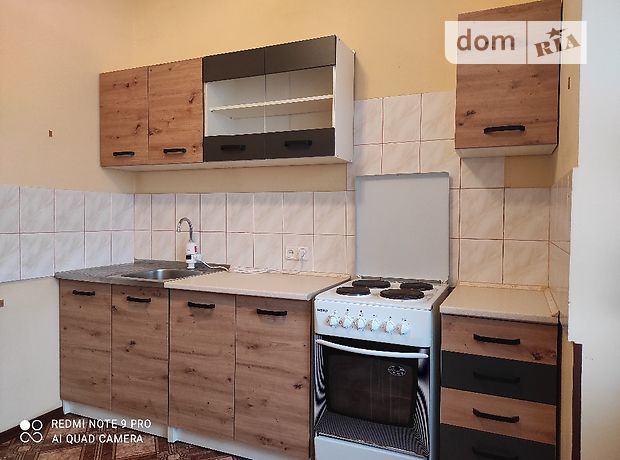 Rent an apartment in Kyiv in Sviatoshynskyi district per 8500 uah. 