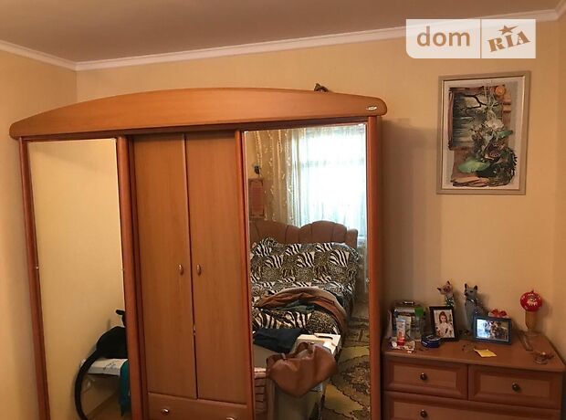Rent an apartment in Kyiv on the St. Naumova Henerala 19Д per 7500 uah. 