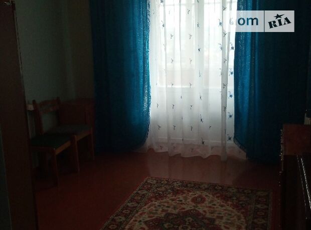 Rent an apartment in Rivne on the St. Haharina per 4500 uah. 