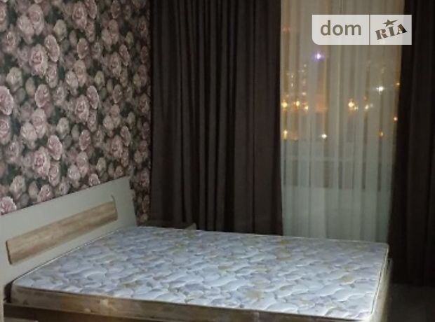Rent an apartment in Kyiv on the Avenue Vidradnyi per 13500 uah. 