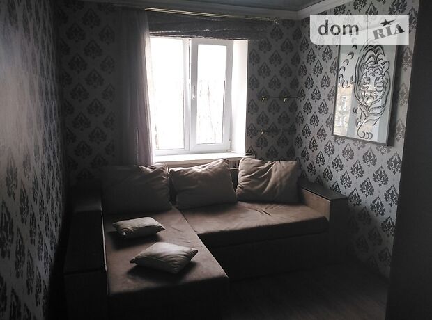 Rent a room in Kyiv in Podіlskyi district per 4000 uah. 