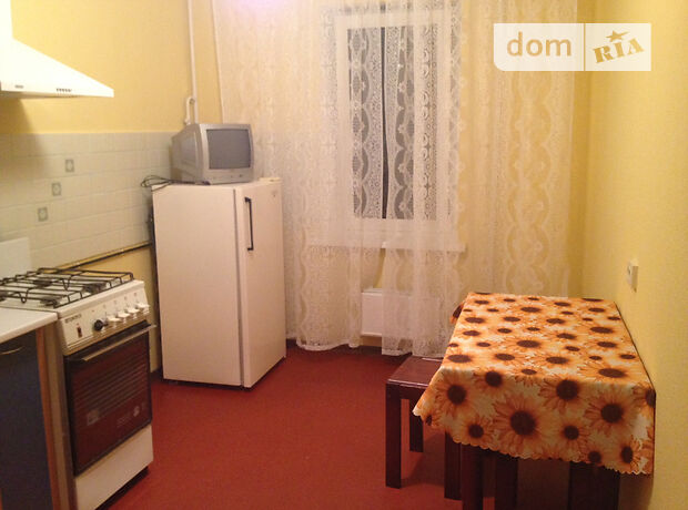 Rent an apartment in Kyiv on the St. Dankevycha Kostiantyna per 7000 uah. 