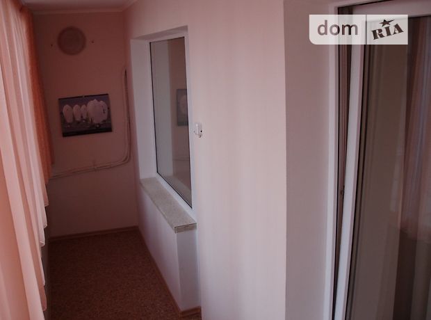Rent an apartment in Kyiv on the St. Moskovska 17/2 per 14000 uah. 