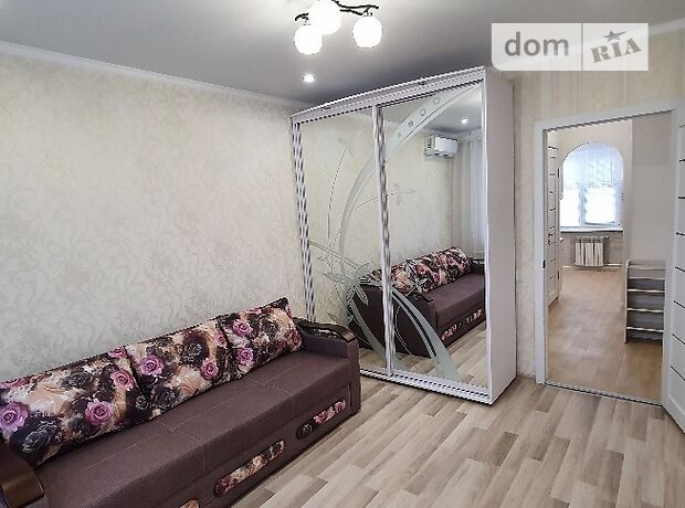 Rent an apartment in Kherson per 5000 uah. 