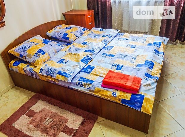 Зняти подобово квартиру в Києві за 900 грн. 
