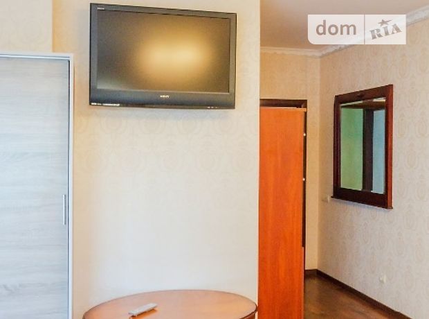 Rent daily an apartment in Kyiv per 900 uah. 