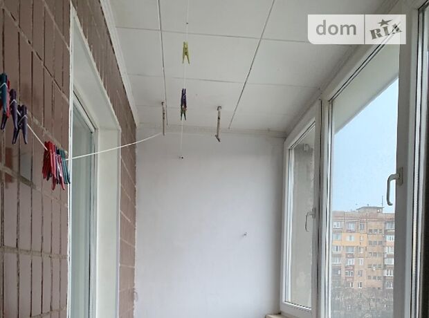 Rent an apartment in Kryvyi Rih in Saksahanskyi district per 4000 uah. 