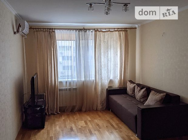 Rent an apartment in Odesa in Prymorskyi district per 7000 uah. 
