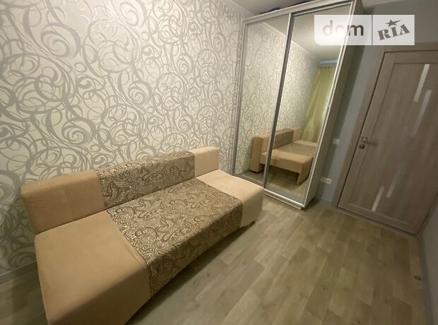 Rent an apartment in Kharkiv on the St. Heroiv Pratsi per 12000 uah. 