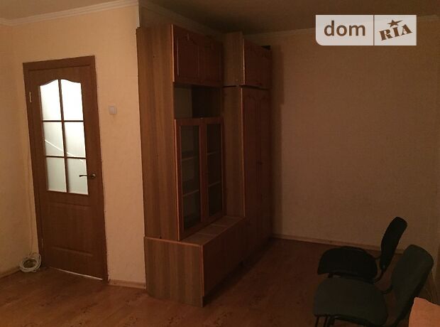 Rent an apartment in Kherson on the St. Moskovska per 4400 uah. 