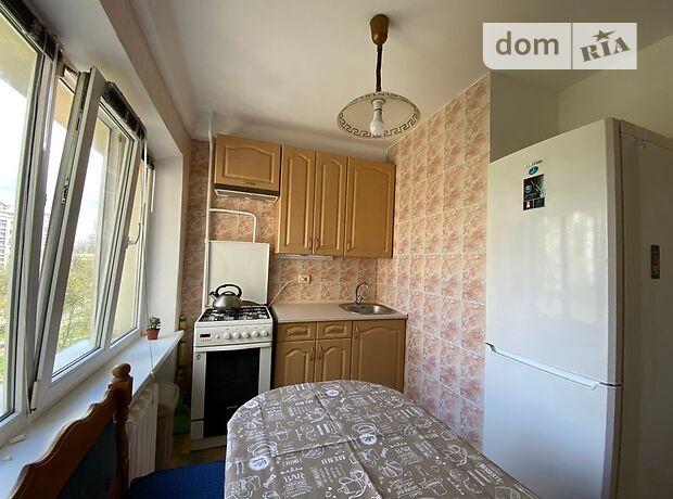 Зняти квартиру в Києві на Русанівська набережна за 10500 грн. 
