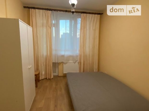 Rent an apartment in Kyiv on the St. Zhabaieva Zhambyla per 8500 uah. 