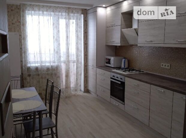 Rent an apartment in Poltava on the St. Vuzka per 9200 uah. 