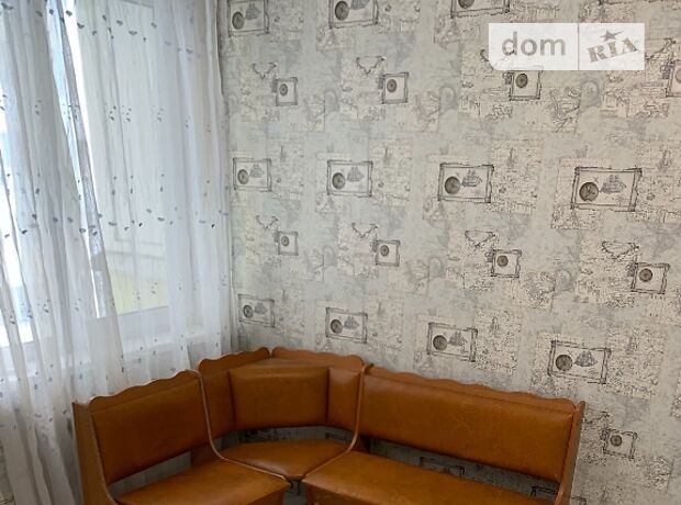 Rent an apartment in Kyiv on the St. Drahomanova per 18000 uah. 