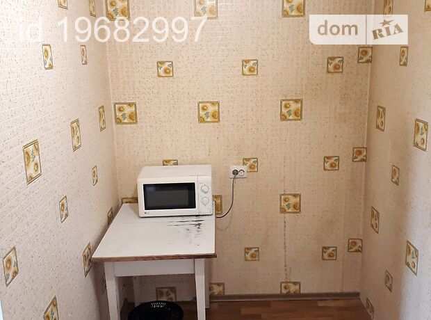 Rent a room in Chernihiv on the St. Byelova per 2000 uah. 