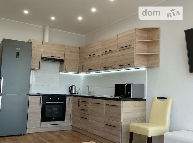 Rent an apartment in Kyiv on the St. Malevycha Kazymyra 89 per 24000 uah. 