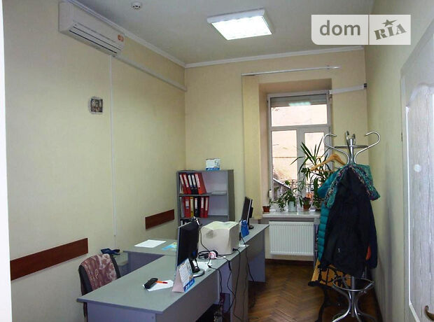 Rent an office in Lviv on the St. Verbytskoho 3 per 18000 uah. 